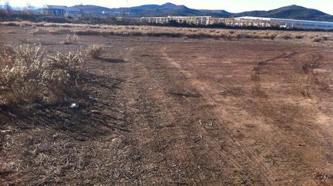 Foto 2 de Terreny industrial en venda a Calle Prado Viejo, La Cava - Fardachón, La Rioja