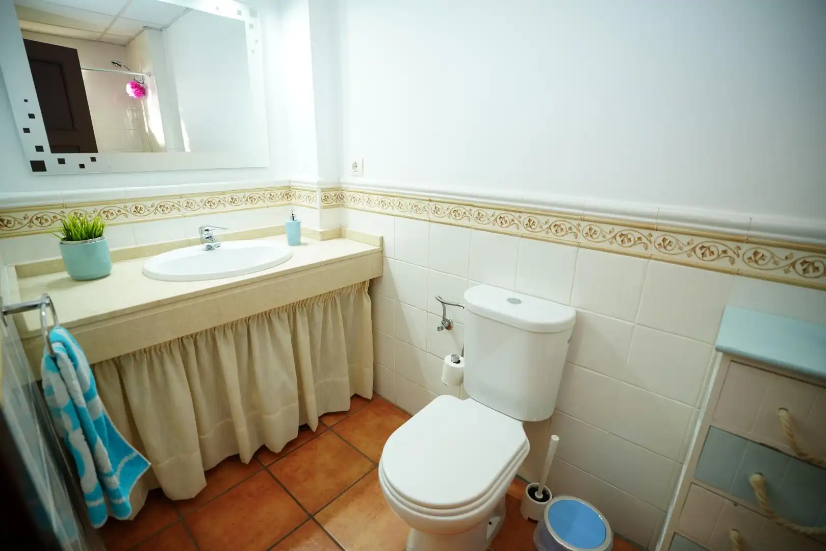 Bany de Casa o xalet en venda en Alcalá de Guadaira amb Aire condicionat i Terrassa