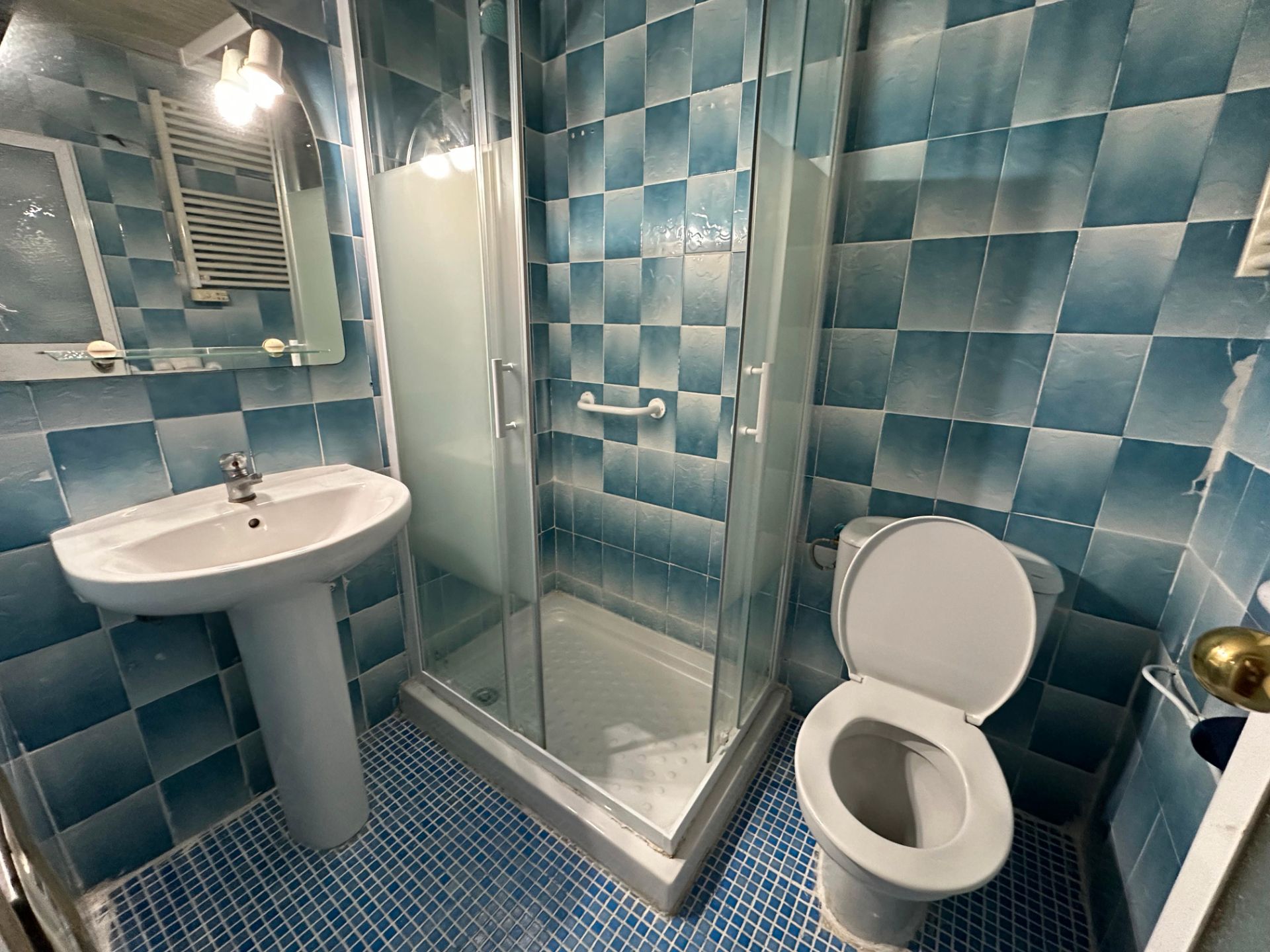 Baño de Piso de alquiler en Canovelles con Trastero y Amueblado