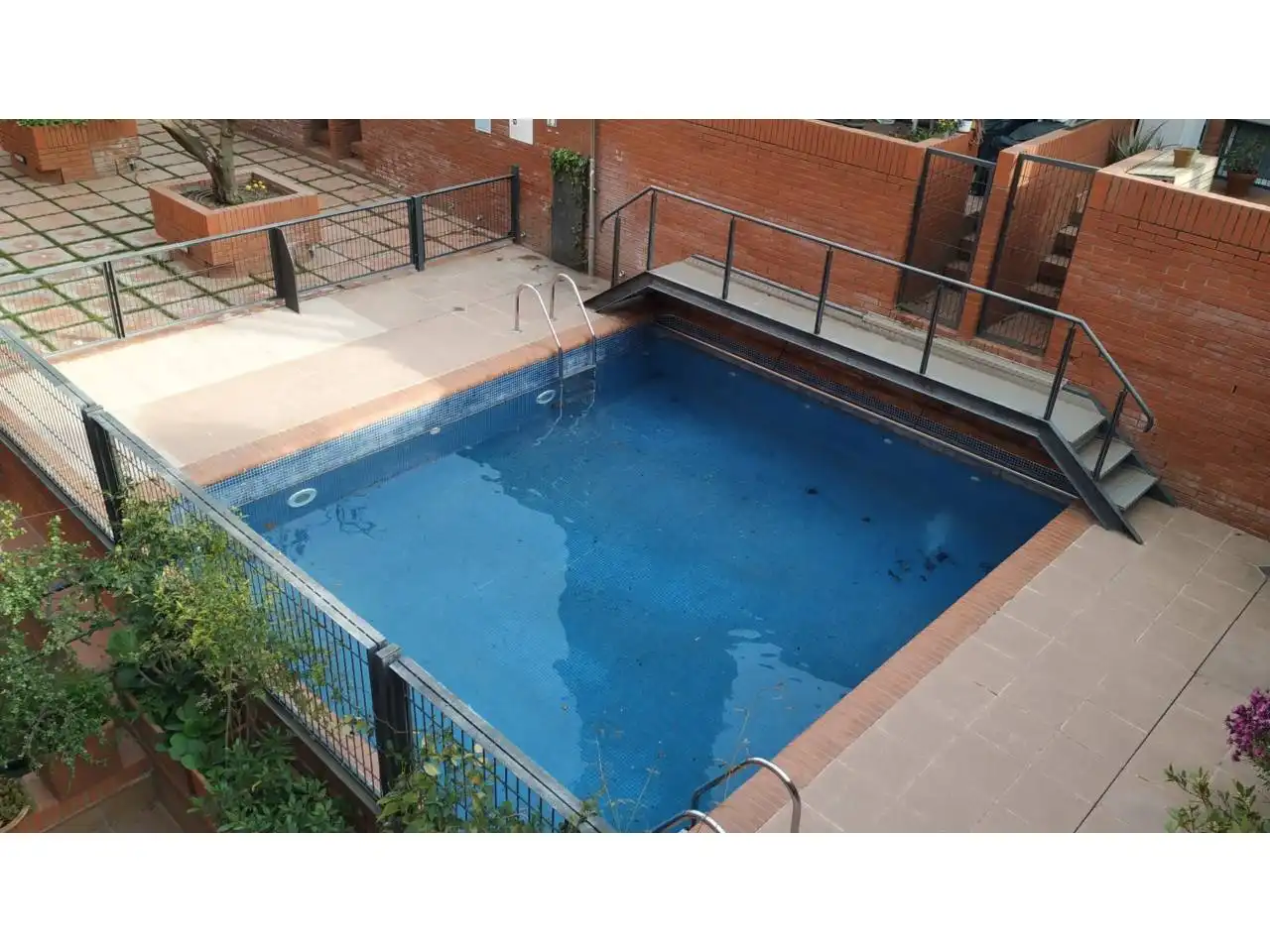 Swimming pool of Study for rent in Sant Cugat del Vallès  with Community pool