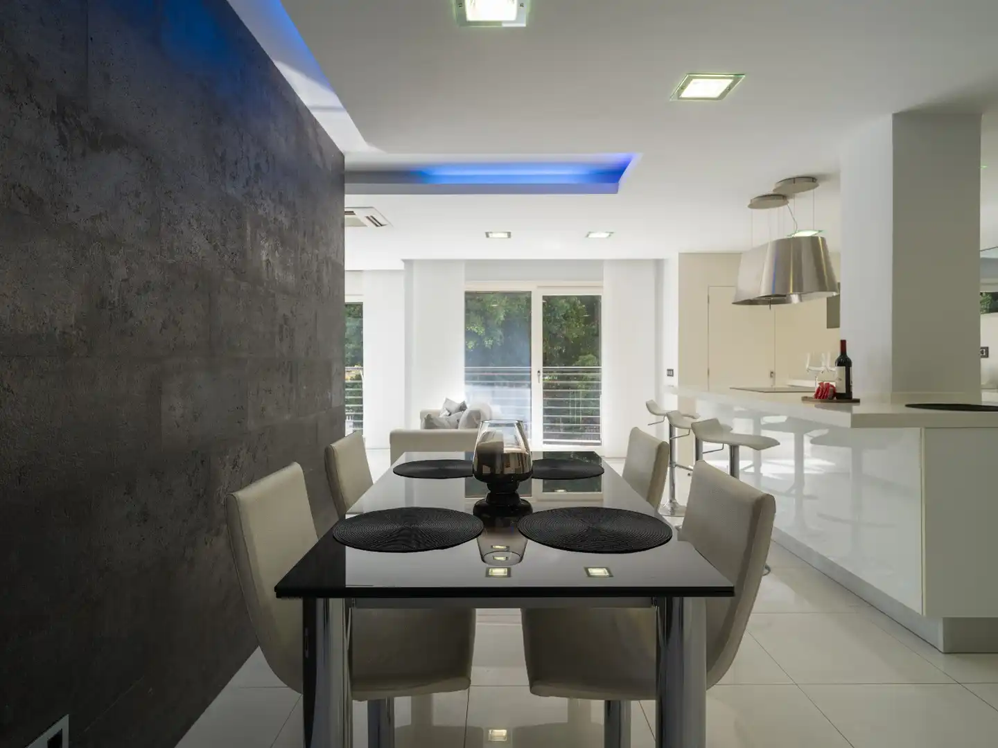 Dining room of Flat for rent in Las Palmas de Gran Canaria  with Air Conditioner, Furnished and Oven