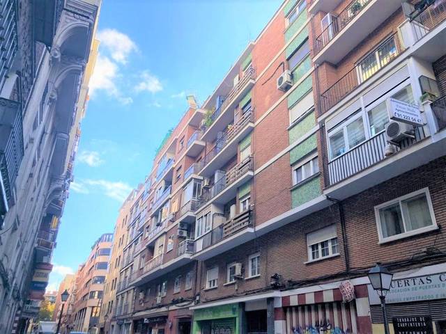 Piso en Venta en De Tarragona en Palos de Moguer