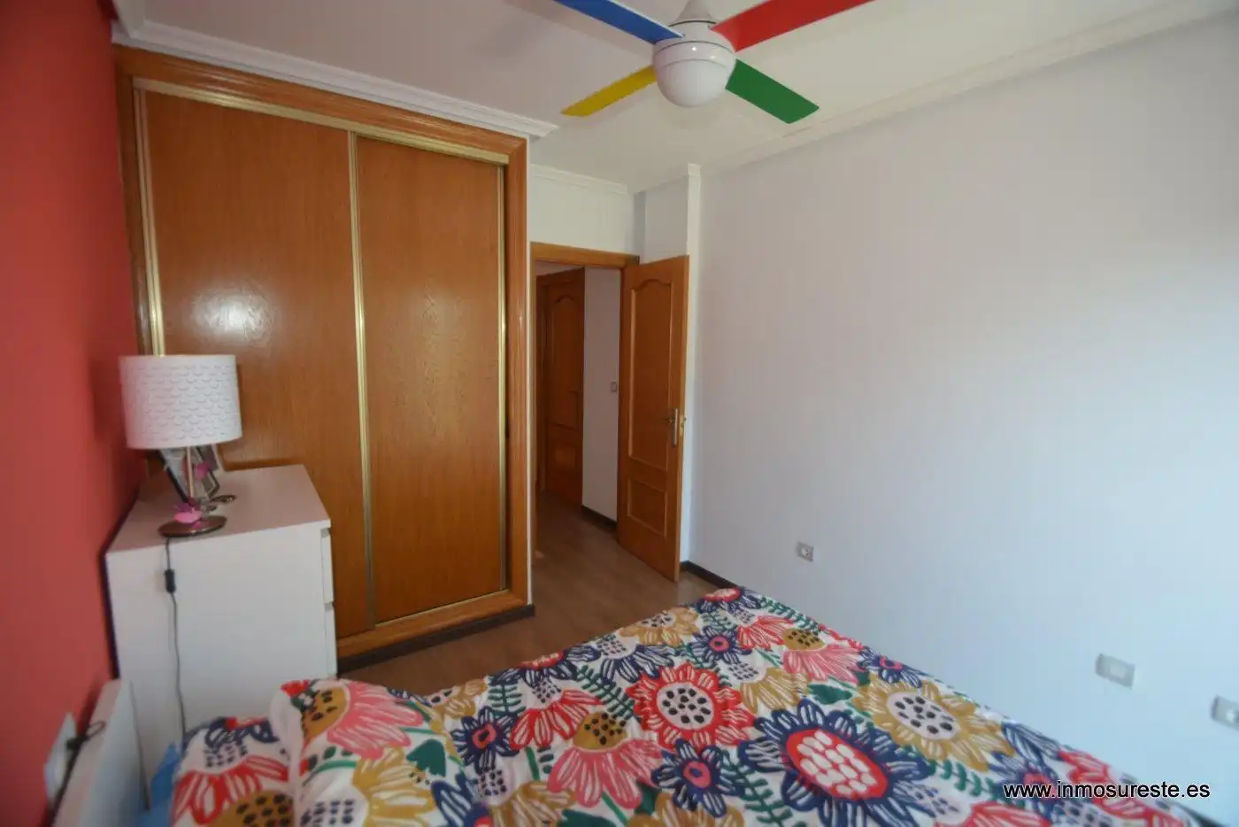 Dormitori de Casa adosada en venda en Orihuela amb Aire condicionat, Terrassa i Balcó