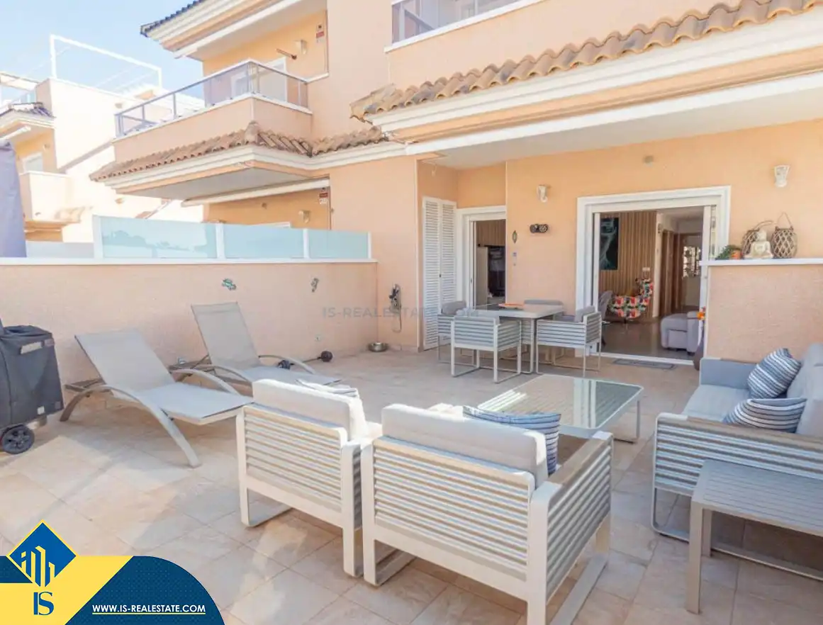 Bungalow with pool for sale in Los Balcones - Los Altos, imagen 4