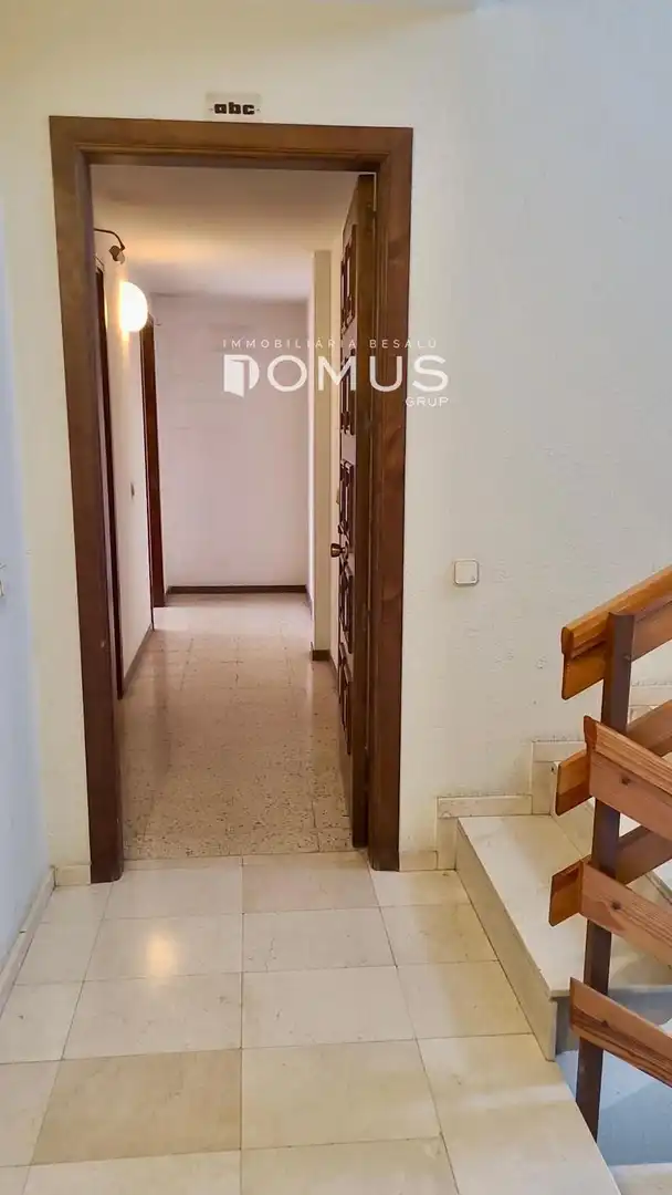 Business premises for sale in pou, imagen 4