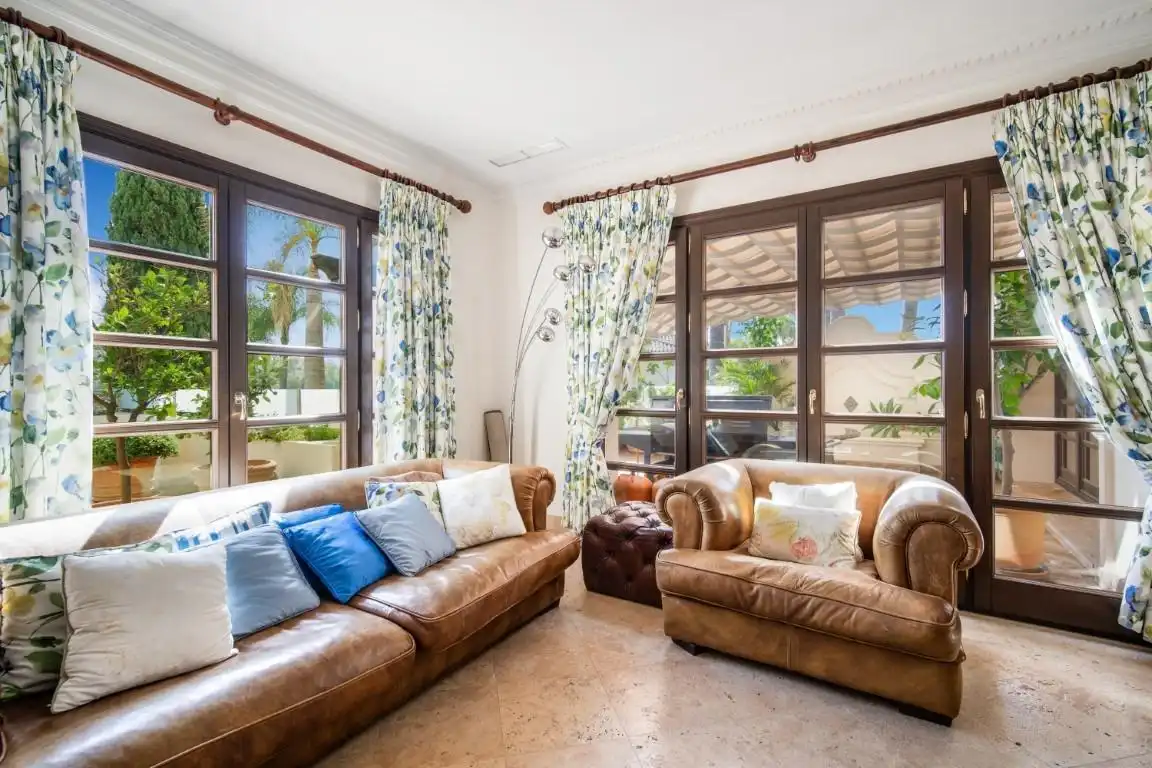 Chalet con piscina en venta en La Quinta, imagen 24