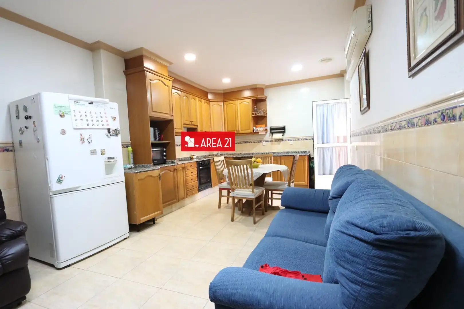Cocina de Casa o chalet en venta en La Pobla de Vallbona con Aire acondicionado, Terraza y Trastero