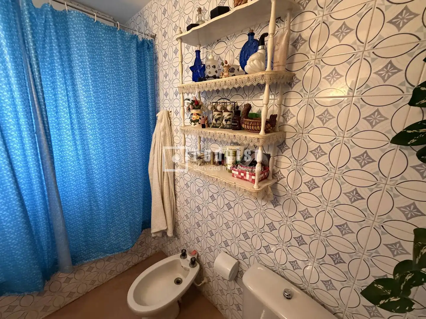 Baño de Piso en venta en Cazalegas con Aire acondicionado y Terraza