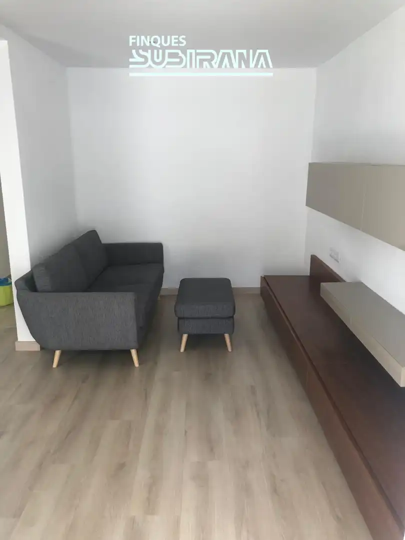 Sala d'estar de Planta baixa en venda en Igualada amb Calefacció, Parquet i Terrassa