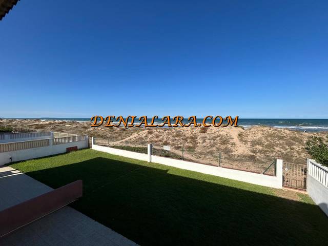 Edificio en Venta en Oliva Nova