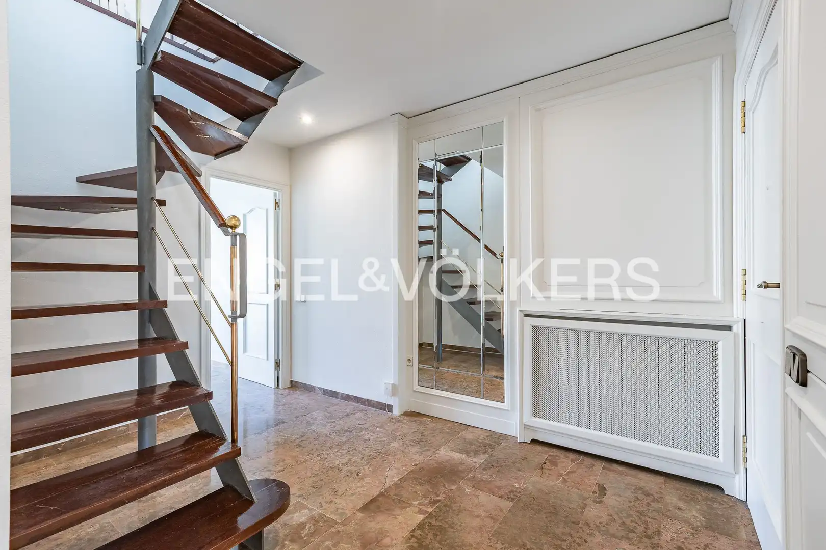 Dúplex en venta en Terrassa con Aire acondicionado, Calefacción y Terraza