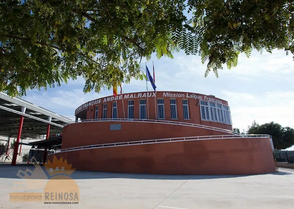 Casa adosada de lloguer a Avenida del Golf, Altorreal - El Chorrico