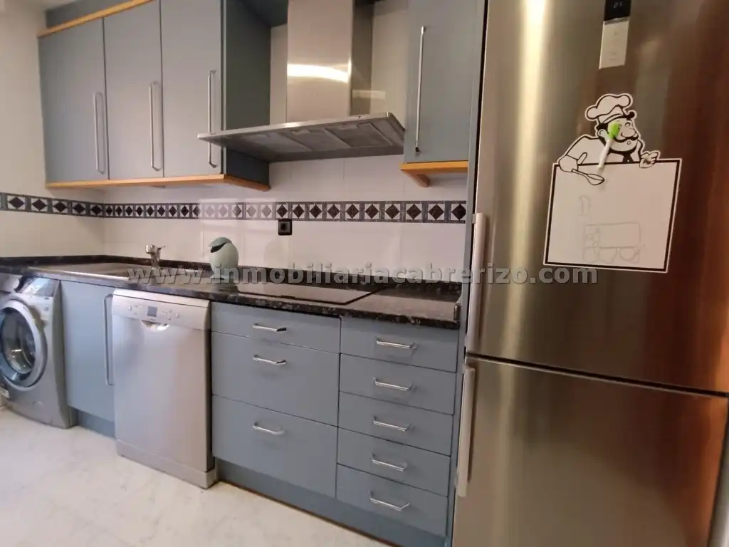 Flat for sale in Calle Rodrigo de Arriaga Mendo, Residencia
