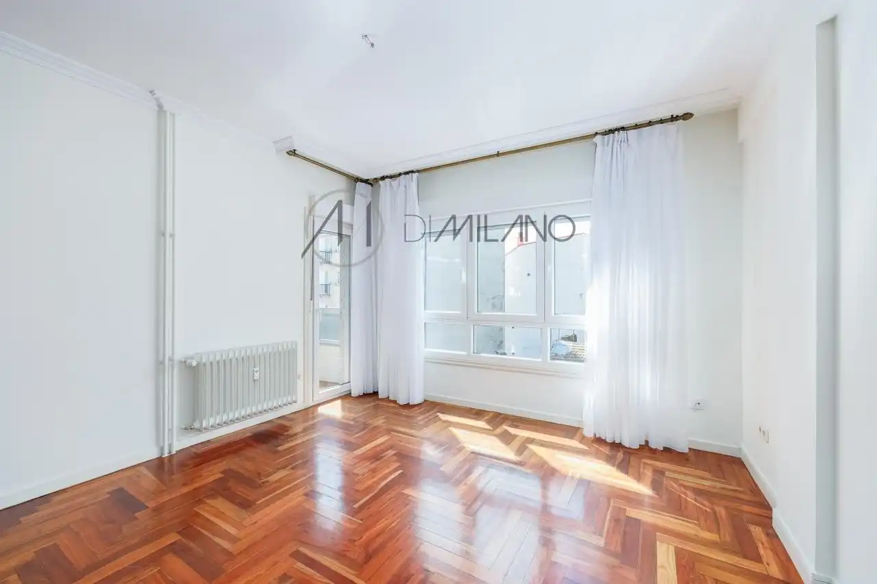 Bedroom of Flat for rent in Vigo   with Heating, Parquet flooring and Terrace