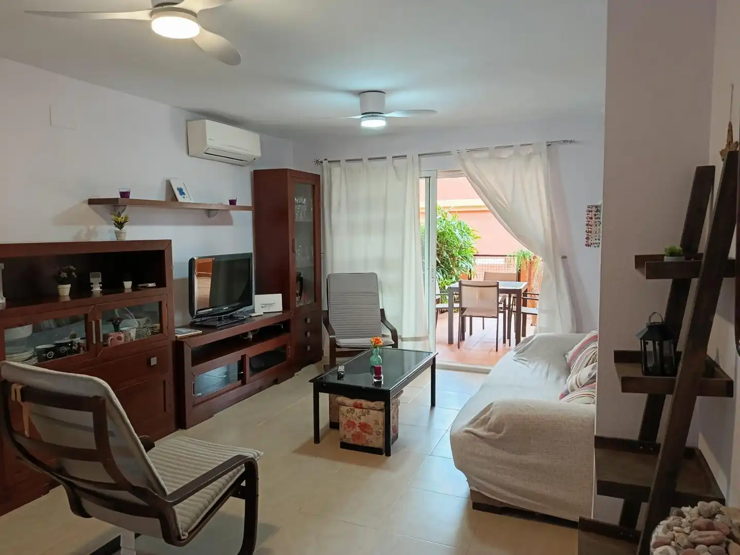 Sala d'estar de Apartament de lloguer en Cartagena amb Aire condicionat, Calefacció i Terrassa