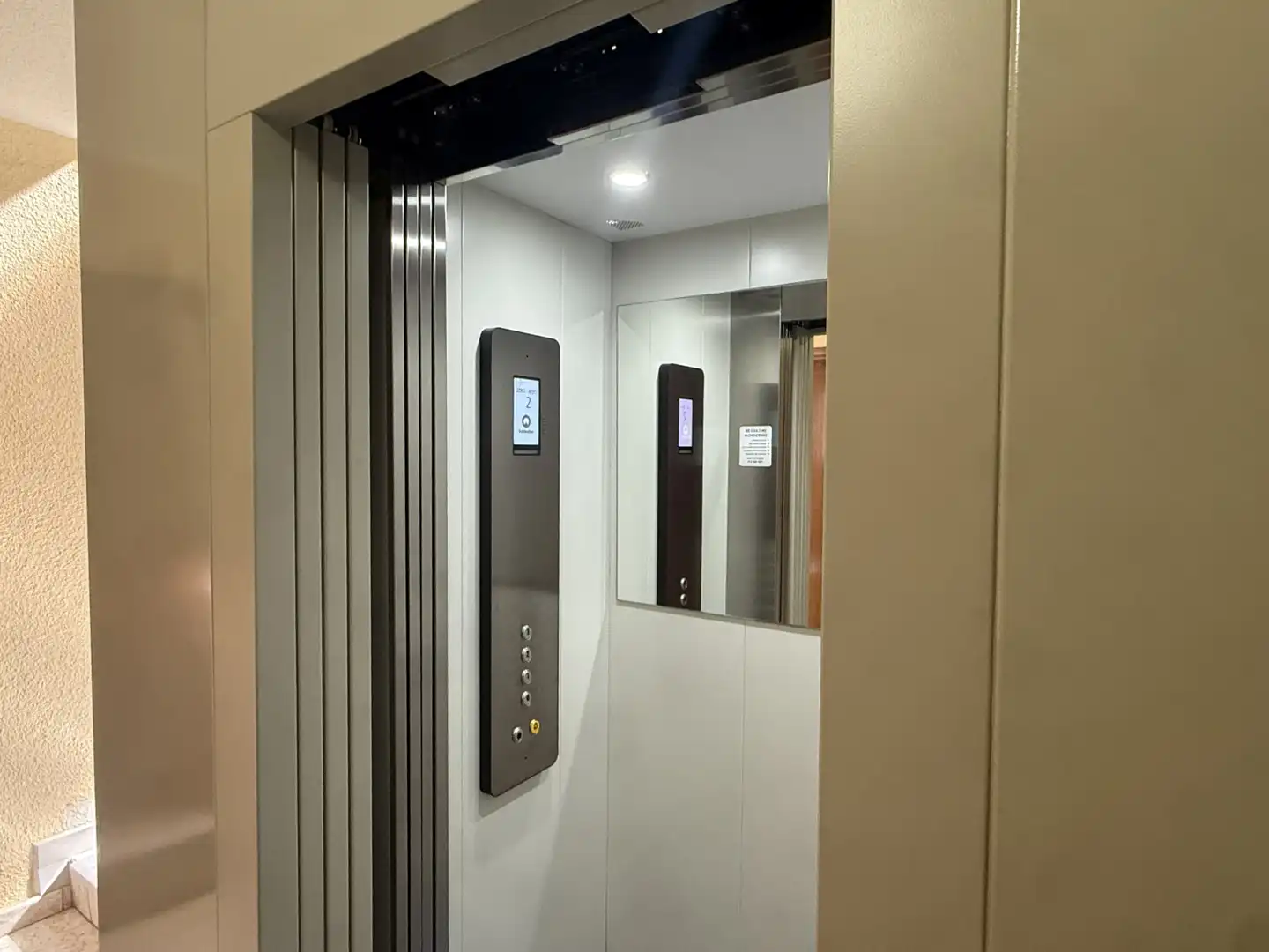 Flat for sale in Mejorada del Campo  with Air Conditioner, Heating and Furnished
