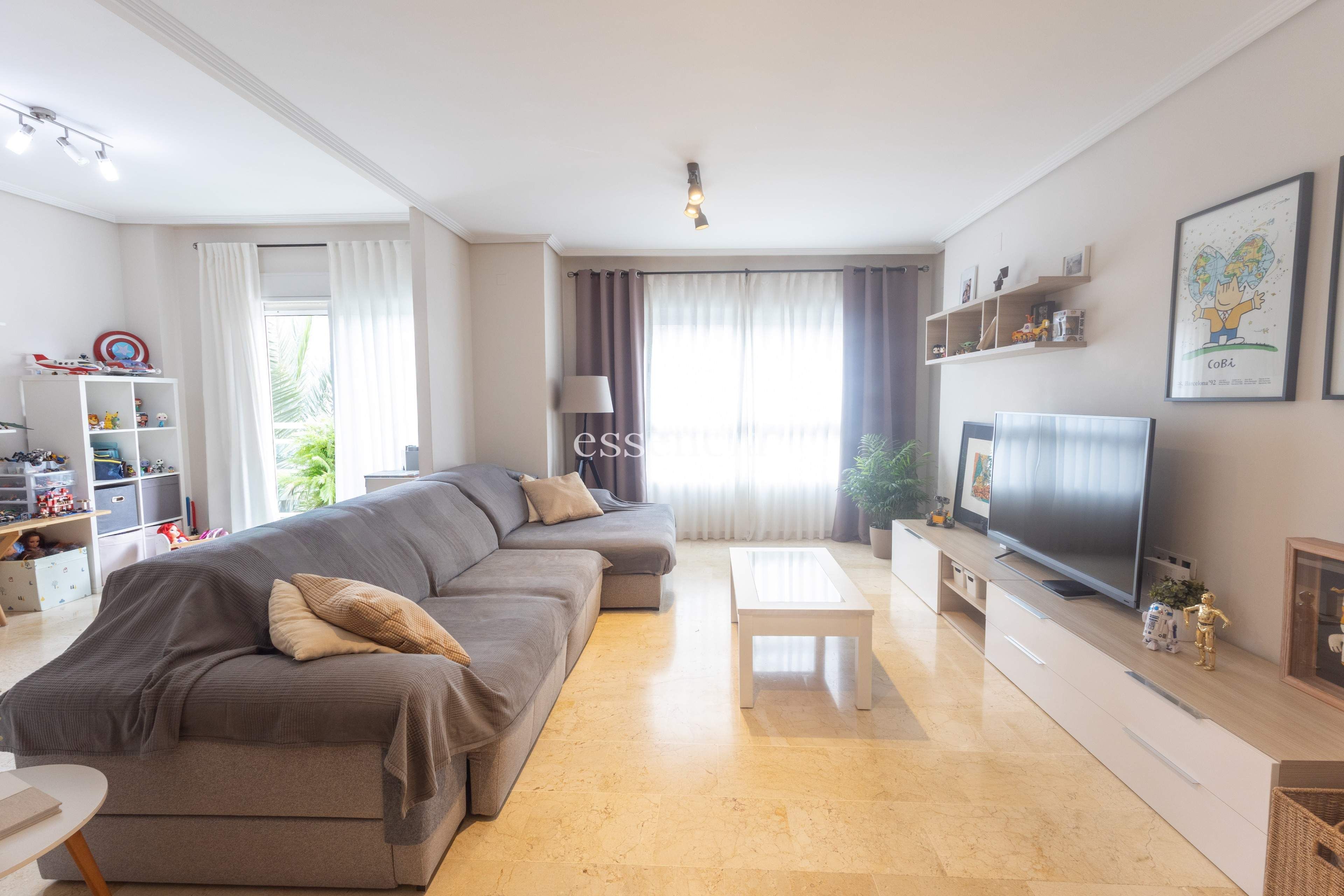 Sala d'estar de Pis en venda en Gandia amb Aire condicionat