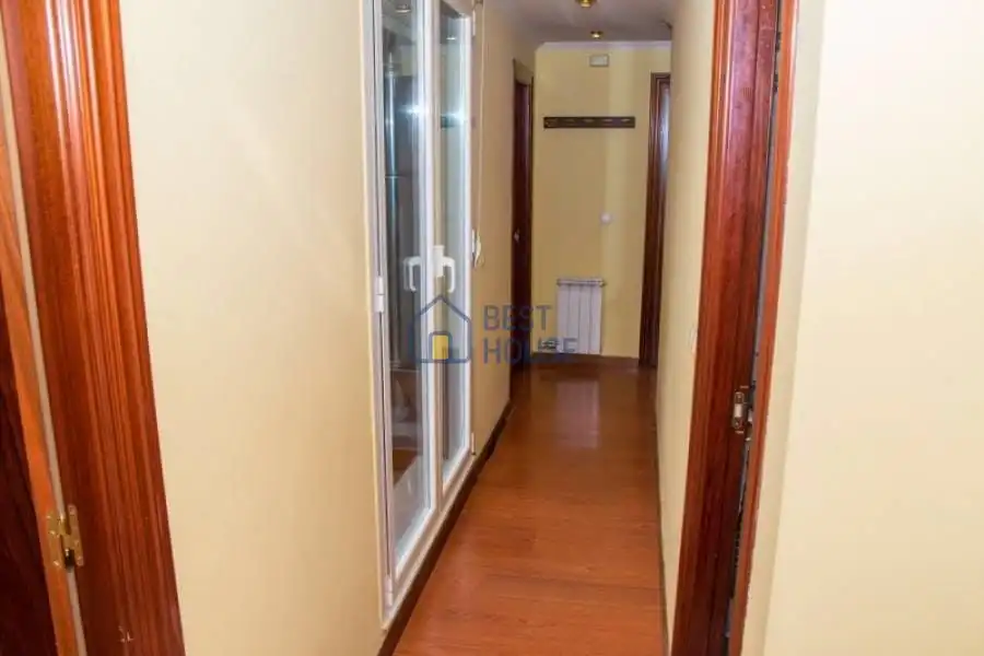 Planta baja en venta en León Capital  con Calefacción, Parquet y Terraza
