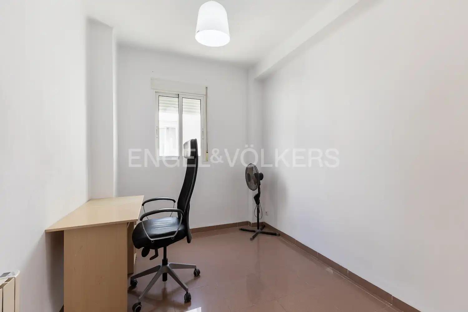 Dachboden zur Miete in Valencia mit Heizung, Terrasse und Abstellraum