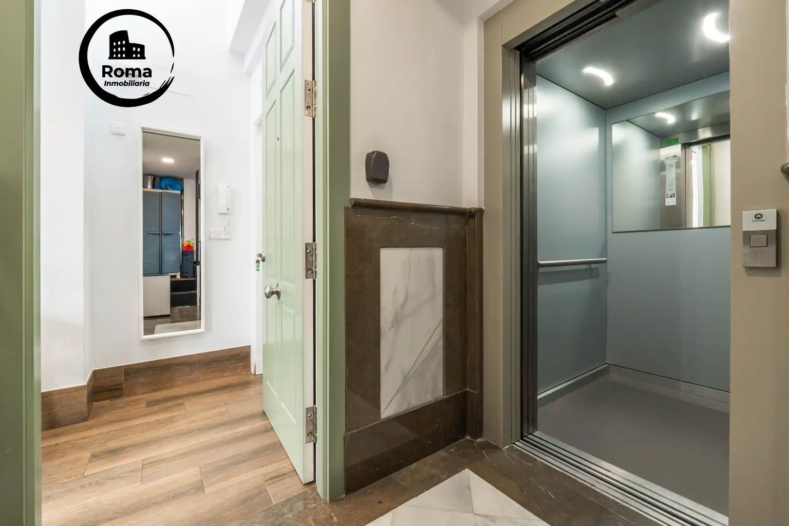 Houses for sale in Granada  with Air Conditioner, Heating and Furnished