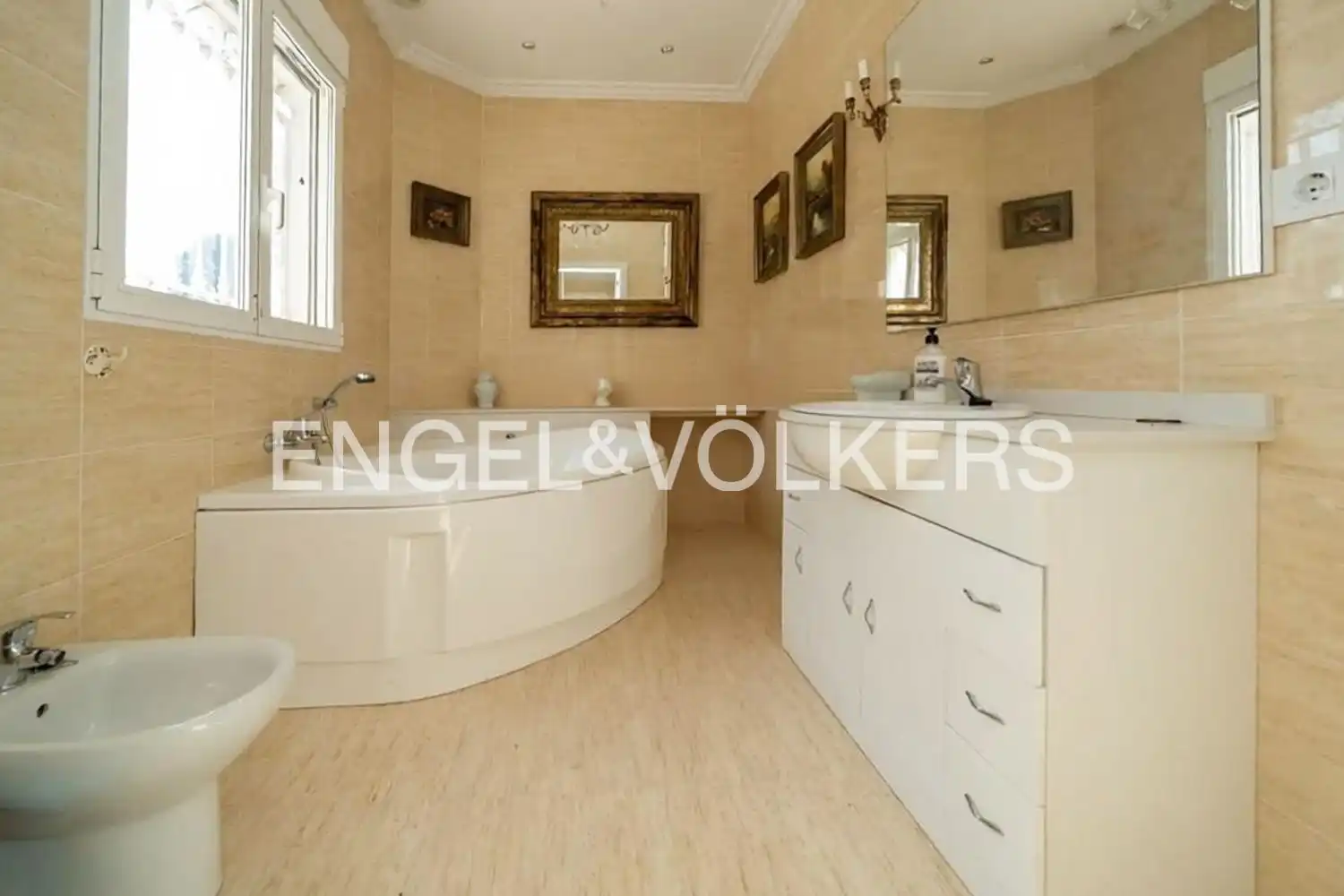 Baño de Casa o chalet en venta en Bétera con Aire acondicionado, Calefacción y Jardín privado