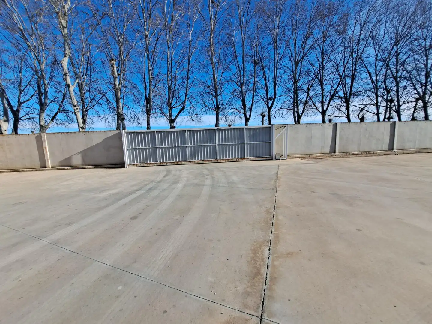 Parking of Industrial buildings for sale in Mollerussa