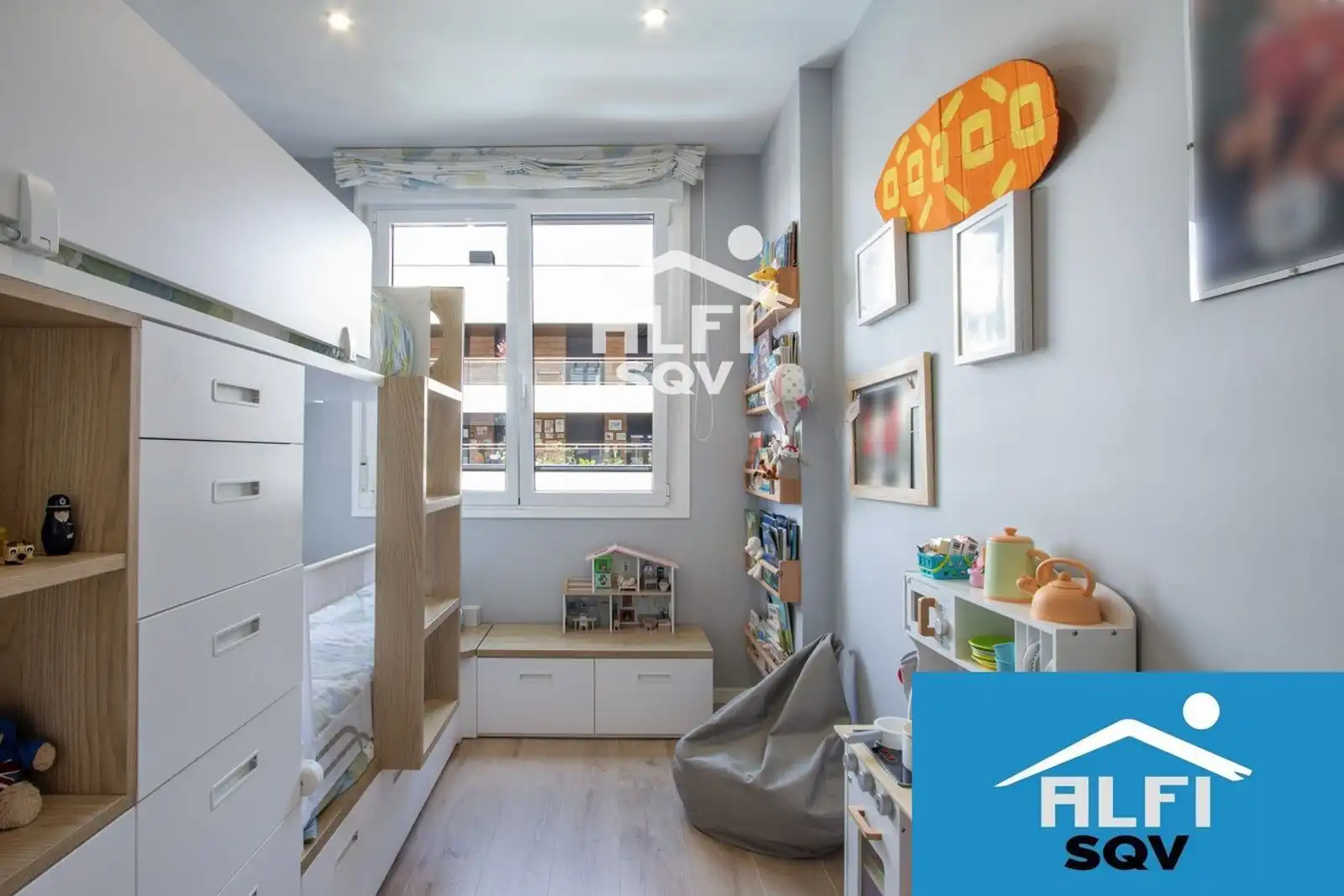 Bedroom of Flat for sale in Sant Cugat del Vallès  with Air Conditioner, Heating and Terrace