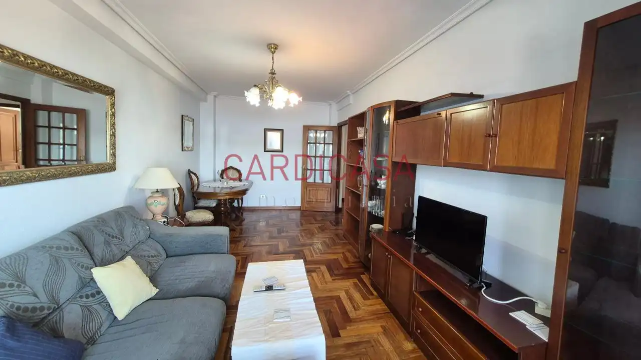 Living room of Flat for sale in Redondela  with Heating, Parquet flooring and Storage room