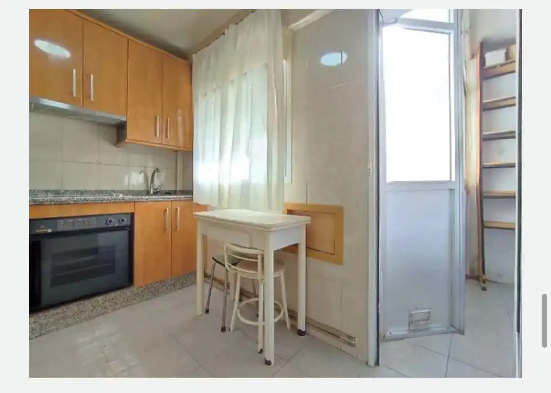 Kitchen of Flat for rent in Salamanca  with Air Conditioner, Heating and Furnished