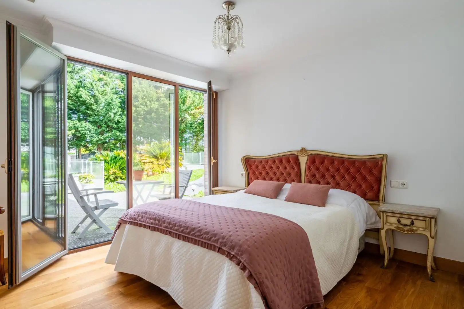 Habitación de Casa adosada en venta en Donostia - San Sebastián  con Calefacción, Jardín privado y Terraza