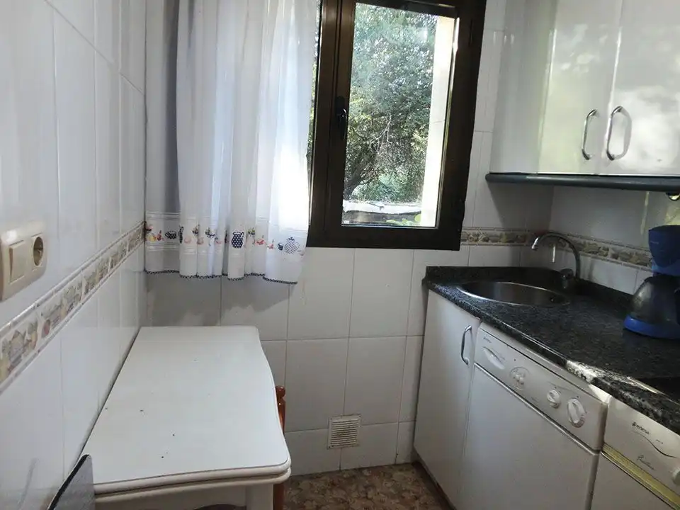 Cocina de Casa adosada en venta en Riocavado de la Sierra