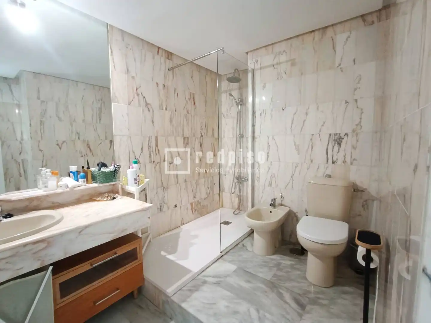 Bathroom of Flat for rent in Benalmádena  with Air Conditioner, Private garden and Terrace
