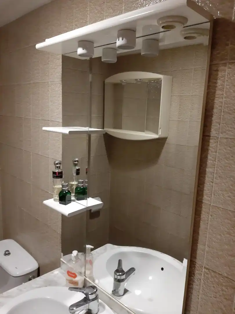 Baño de Oficina en venta en Elda