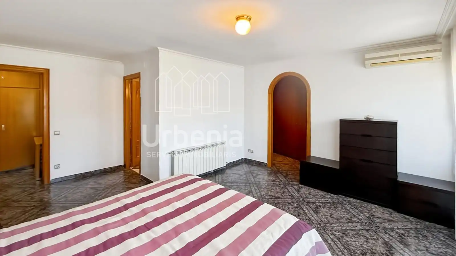 Bedroom of Flat for sale in Sant Cebrià de Vallalta  with Air Conditioner, Heating and Terrace