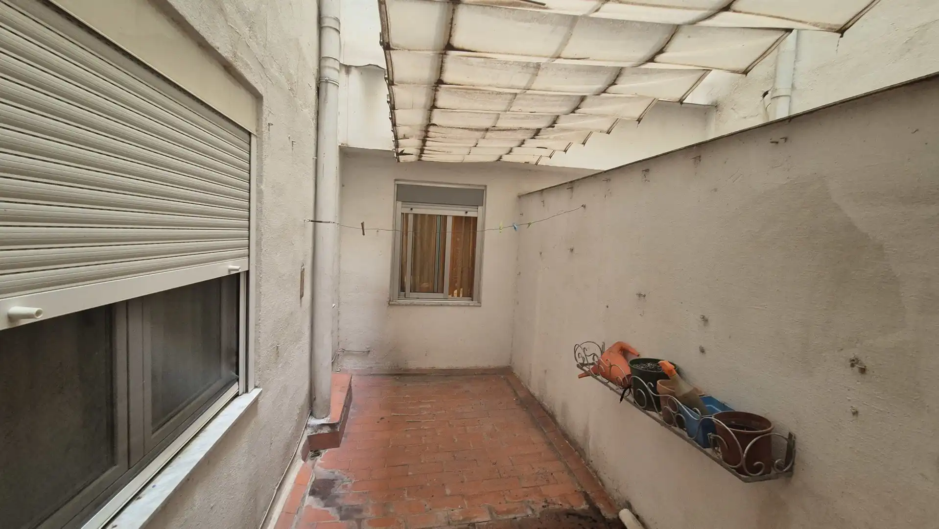 Flat for sale in Villena  with Storage room