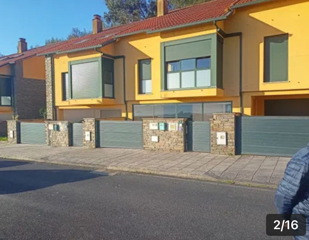 Exterior view of Single-family semi-detached to rent in Cangas   with Private garden, Terrace and Furnished