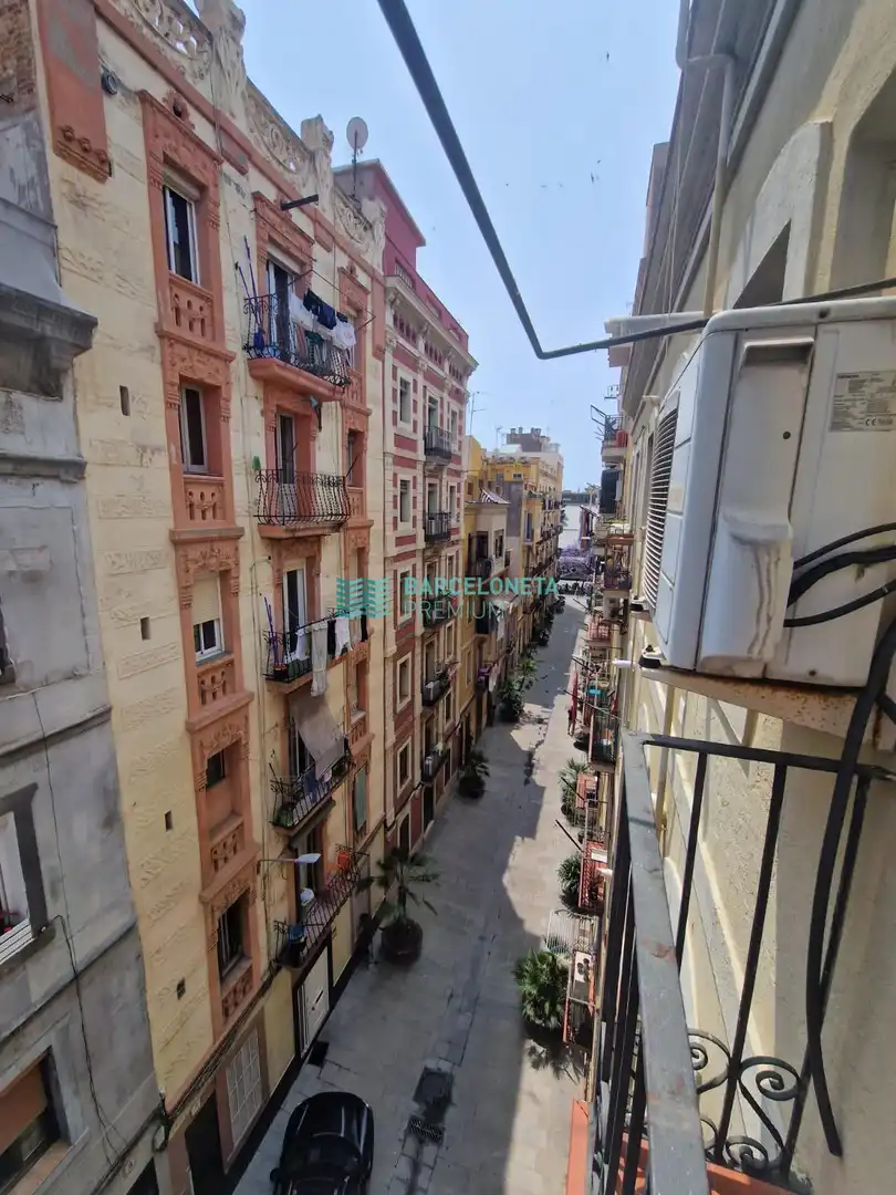 Vista exterior de Pis de lloguer en Barcelona amb Aire condicionat, Terrassa i Moblat