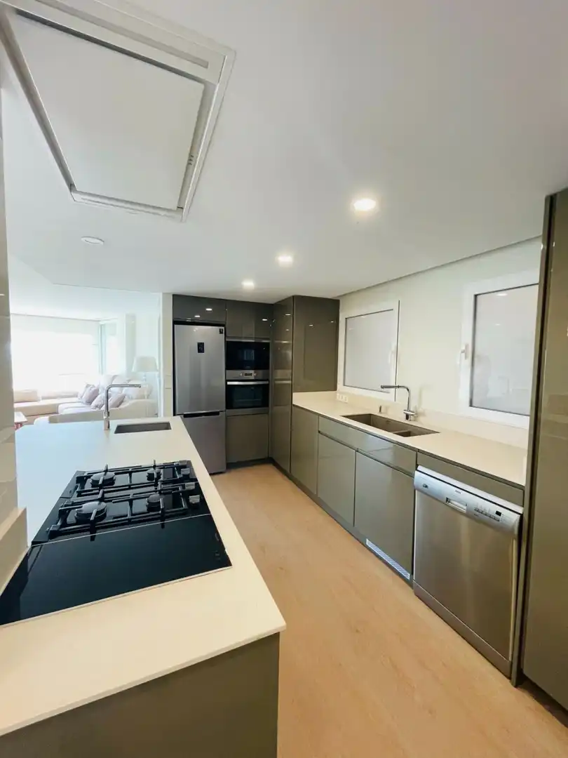 Cocina de Piso de alquiler en Alicante / Alacant con Aire acondicionado, Calefacción y Parquet