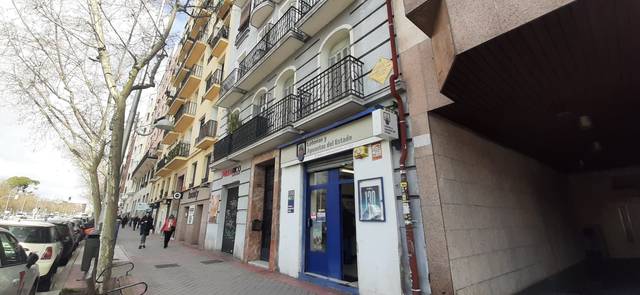 Piso en Venta en Avenida de Menéndez Pelayo en Niño Jesús