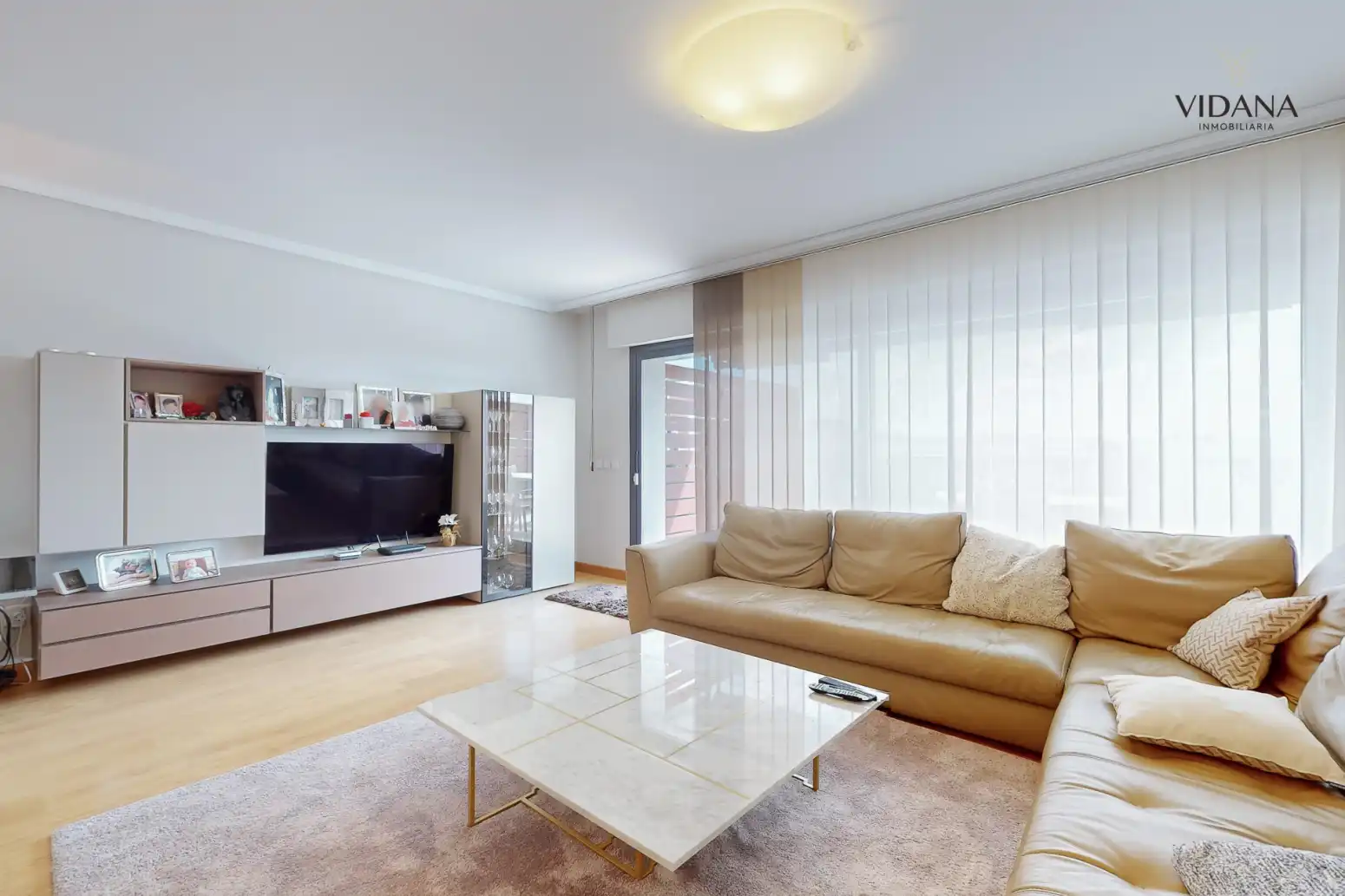 Sala de estar de Ático en venta en  Pamplona / Iruña con Calefacción, Jardín privado y Parquet