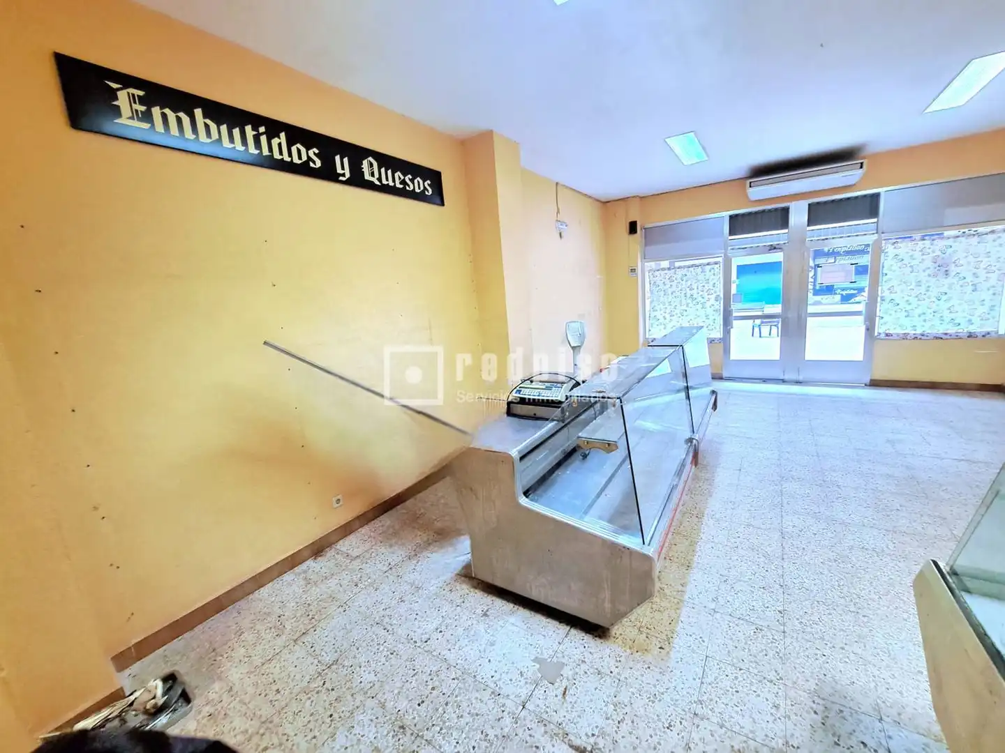Commercial properties for sale in Talavera de la Reina  with Air Conditioner