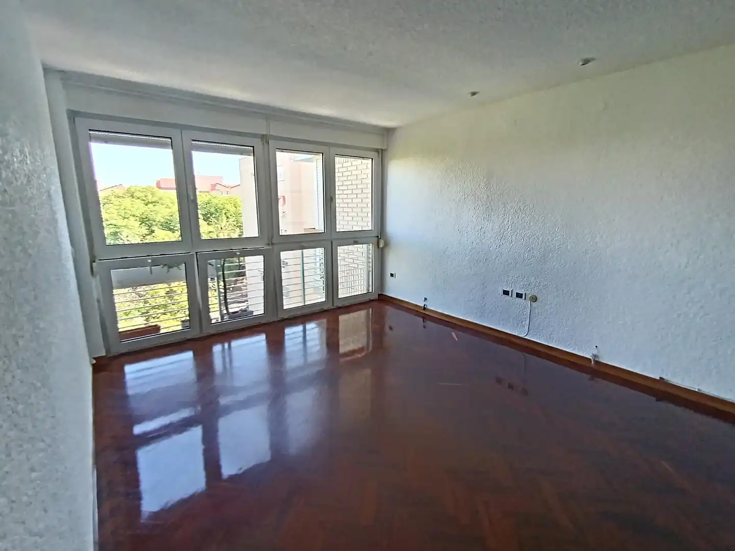 Piso de alquiler en Infante Juan Manuel