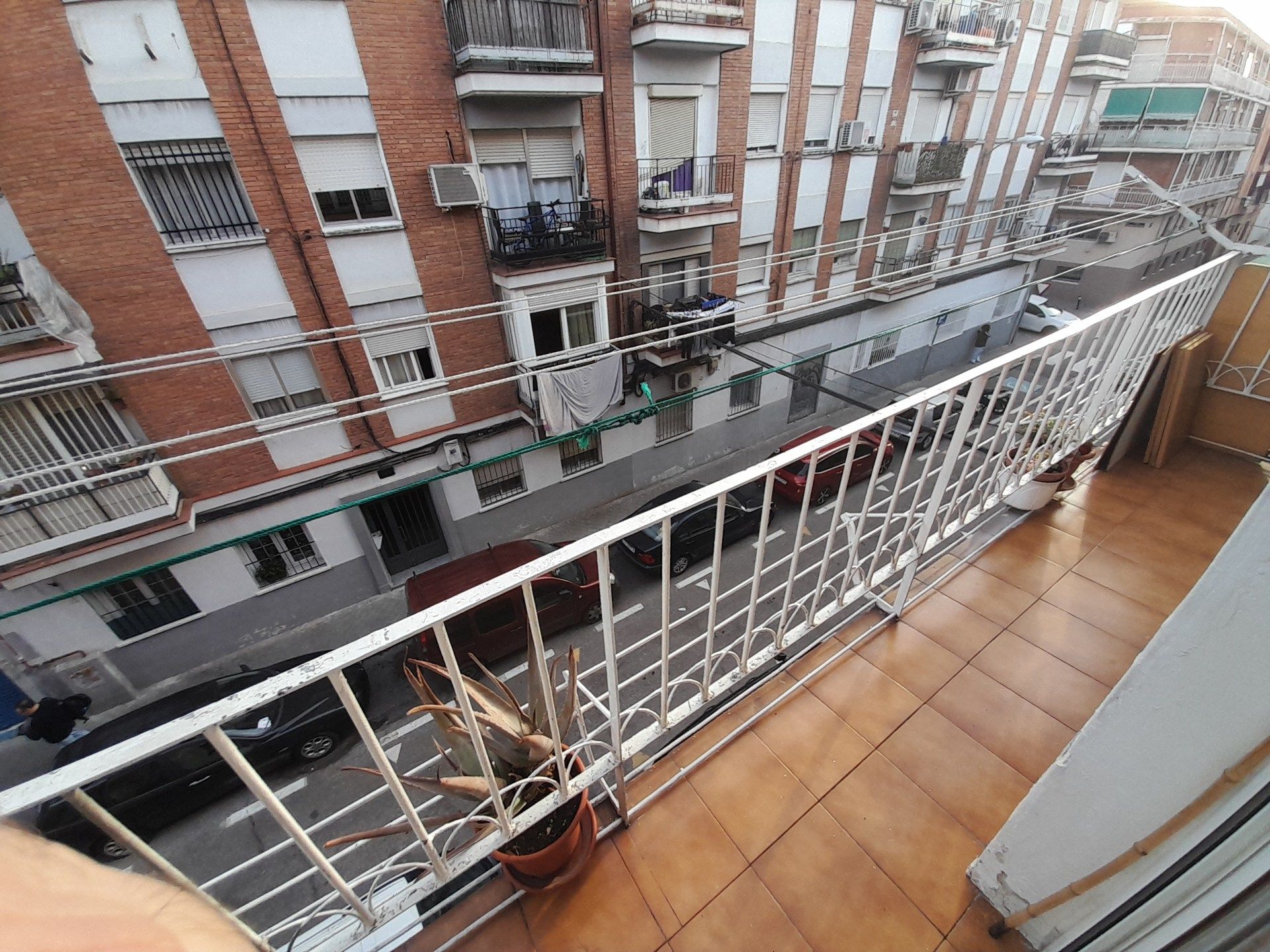 Vista exterior de Piso en venta en  Madrid Capital con Calefacción, Parquet y Balcón