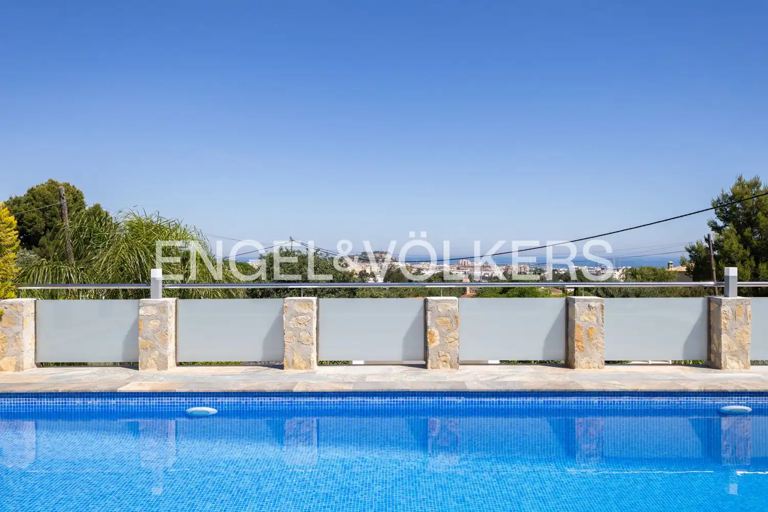 Swimming pool of Houses for sale in Dénia  with Air Conditioner, Heating and Private garden
