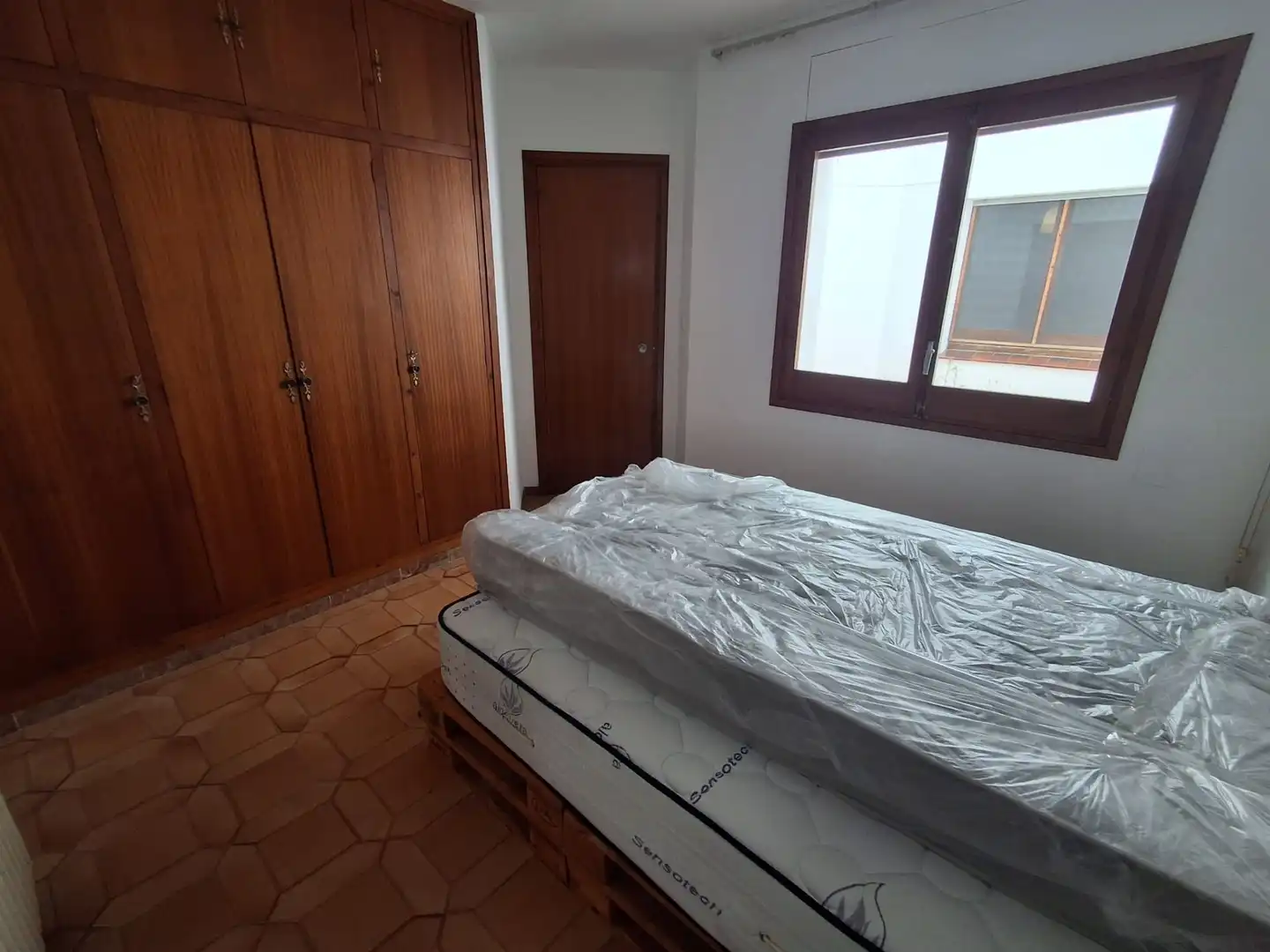 Dormitori de Casa adosada en venda en Tortosa amb Aire condicionat i Calefacció