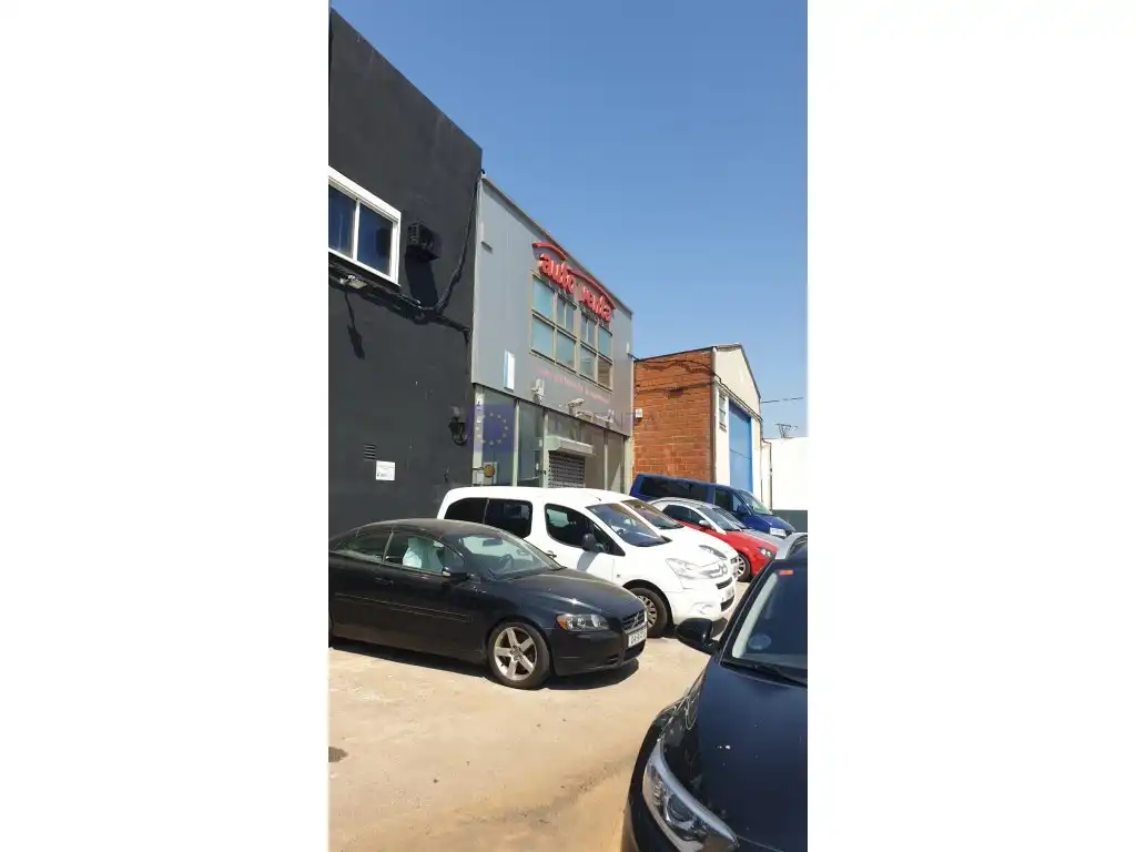 Nave industrial en alquiler en Nuevo Cáceres