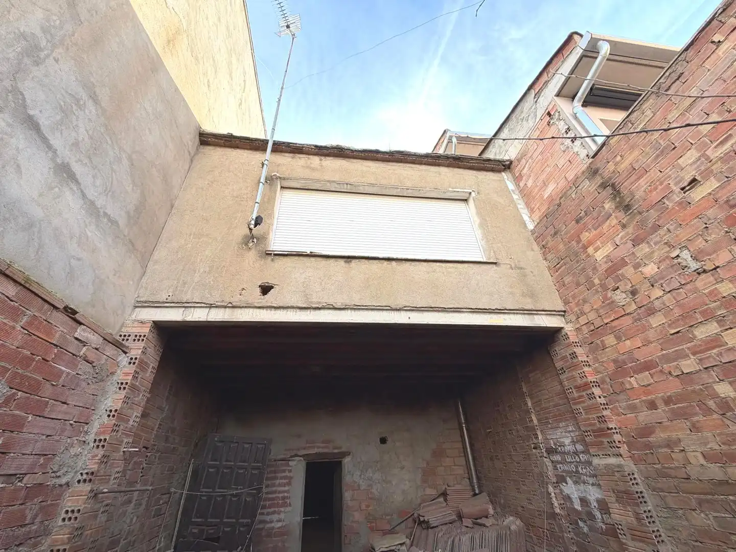 Vista exterior de Casa o xalet en venda en Binéfar amb Calefacció