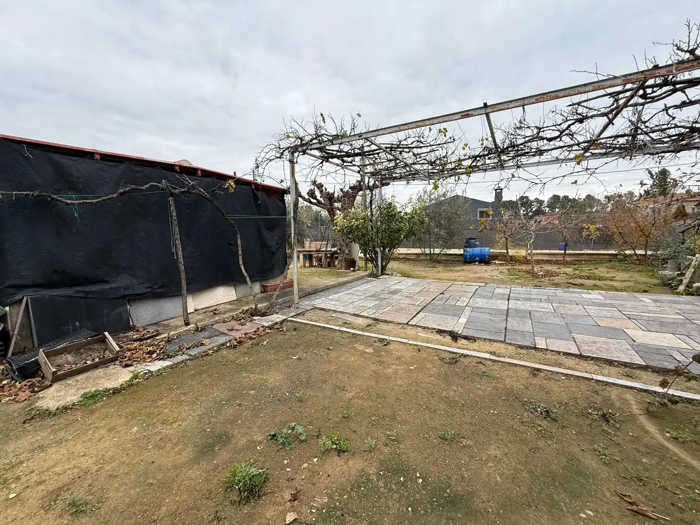 Finca rústica en venta en Torres de Segre con Jardín privado, Terraza y Internet
