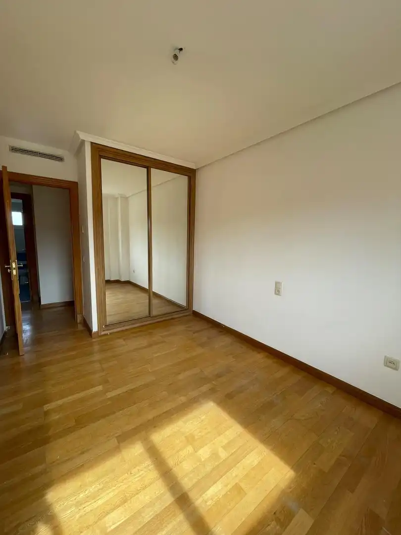 Ático con terraza en alquiler en Calle CERRO MINGUETE, imagen 37