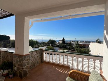 Villa con piscina in affitto a Calle Brisamar 26